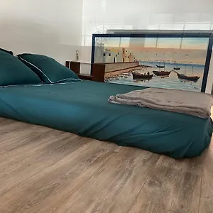 Michel 13002 Appartement